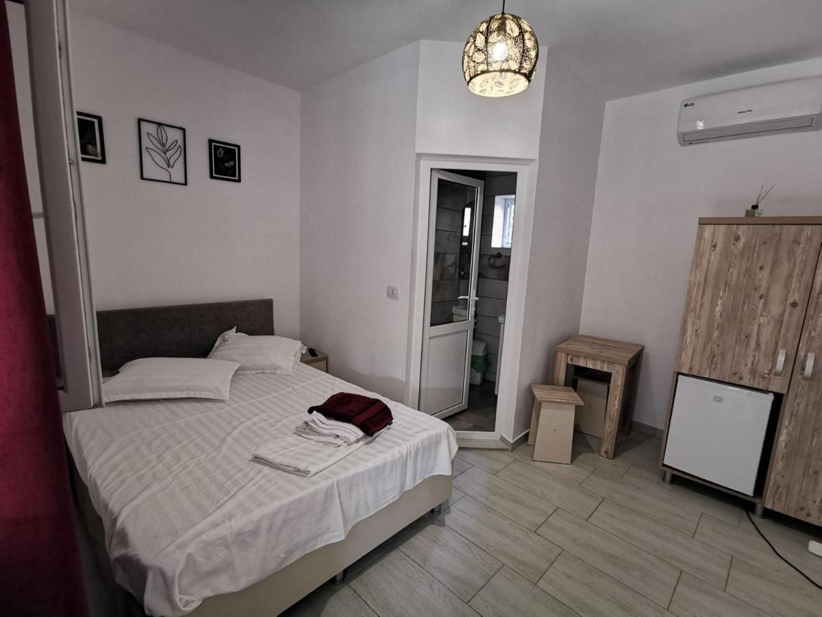 Hotel Zapp House Costinesti Exterior foto