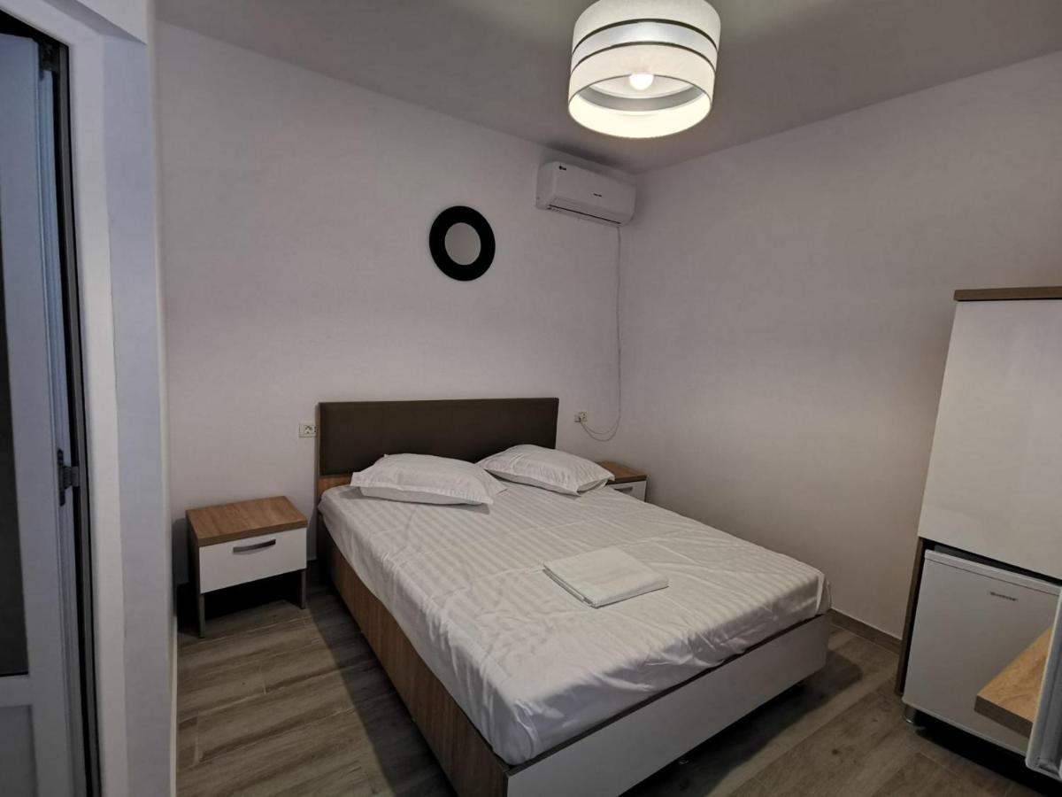 Hotel Zapp House Costinesti Exterior foto